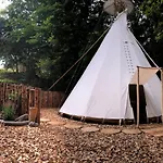 Glamping Nad Meandry Unhošť