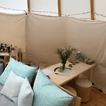 럭셔리텐트 Glamping Nad Meandry