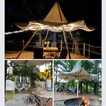 럭셔리텐트 Glamping Nad Meandry