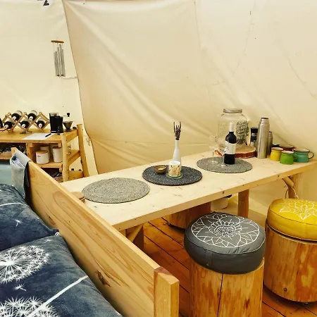 Luxussátor Glamping Nad Meandry Unhošť
