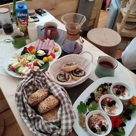 Glamping Nad Meandry * Unhošť