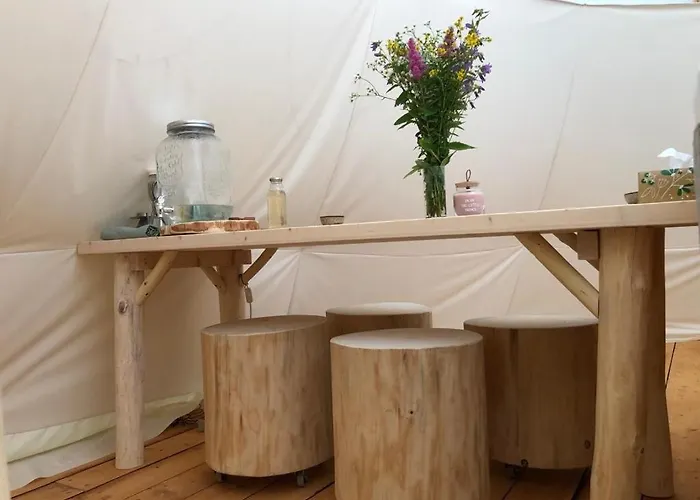 Glamping Nad Meandry Οργανωμένο κάμπινγκ