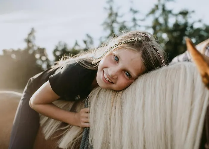 Glamping Nad Meandry * Unhošť